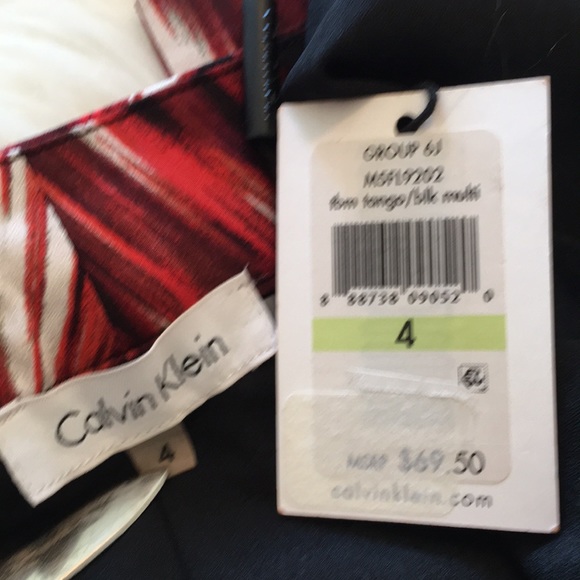 NWT Calvin Klein Printed Shorts - Picture 9 of 10